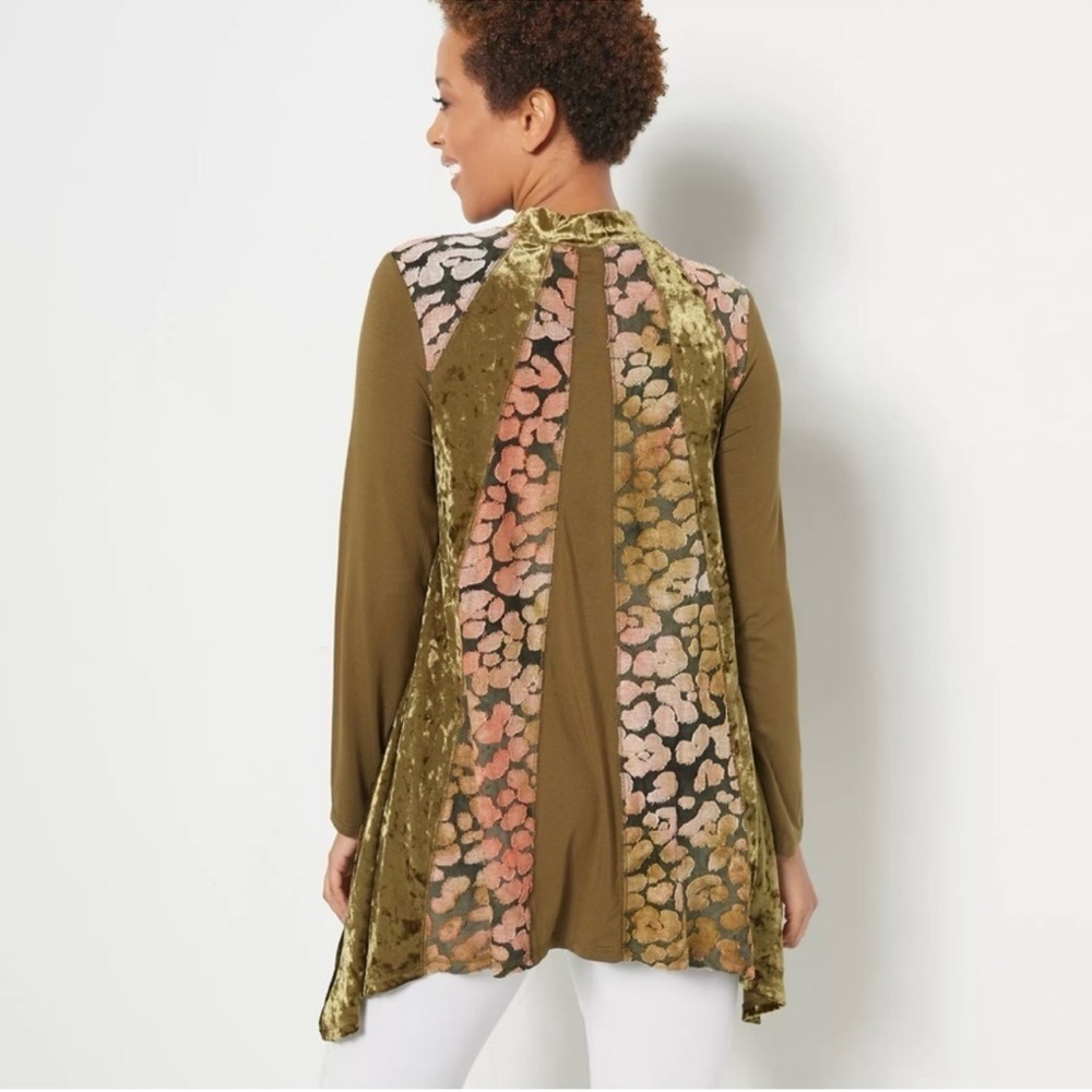 New LOGO Lavish Lori Goldstein Rayon 230 Pieced Velvet Top 1X Floral Long Sleeve - Picture 3 of 7